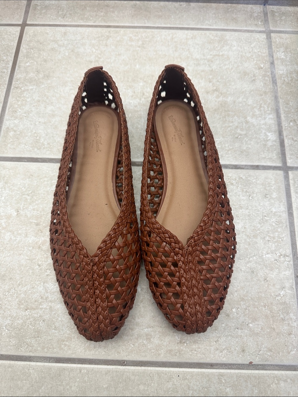 Universal Thread Woven Pointed-Toe Flats - Brown